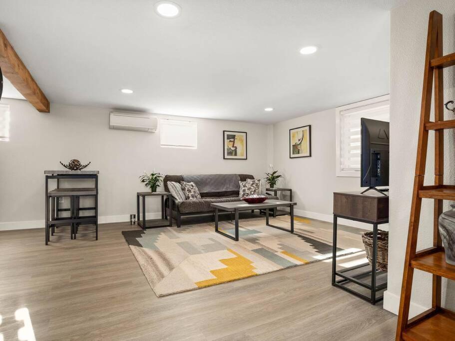 Apartamento Elegant Richmond Gem Nestled Up To Hawthorne Blvd. Portland Exterior foto